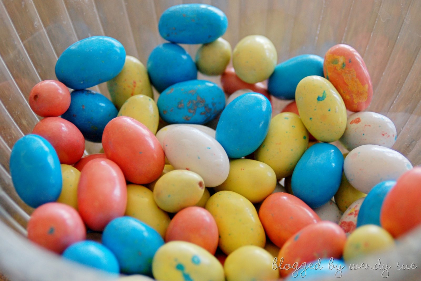 [robin_eggs[2].jpg]