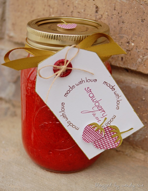 [strawberry_jam_jar[5].jpg]