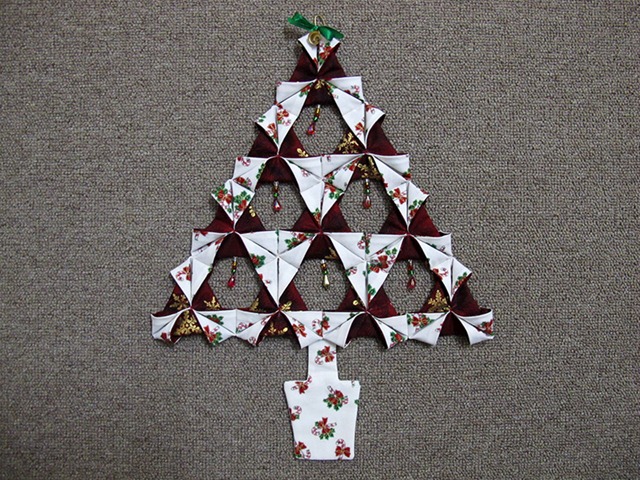 [Origami Christmas Tree - finished[2].jpg]