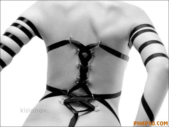 corset-piercing15.jpg