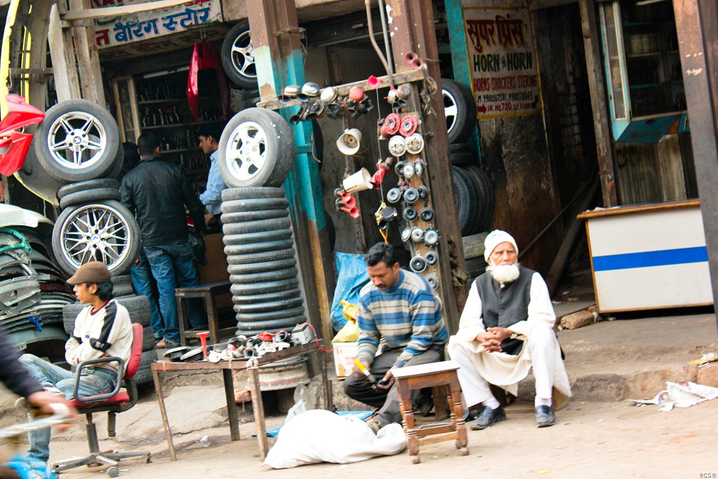 [India-0746.jpg]