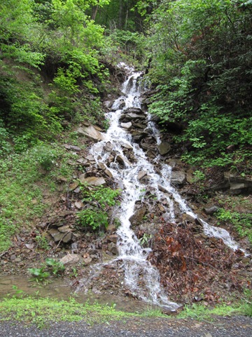 [Vacation2010_Waterfall013.jpg]