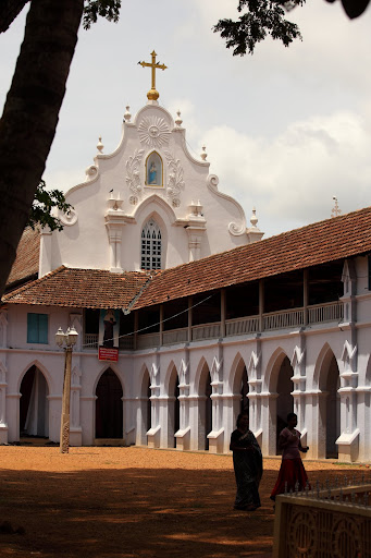 Храмы, церкви, соборы и разные святые места (фото)