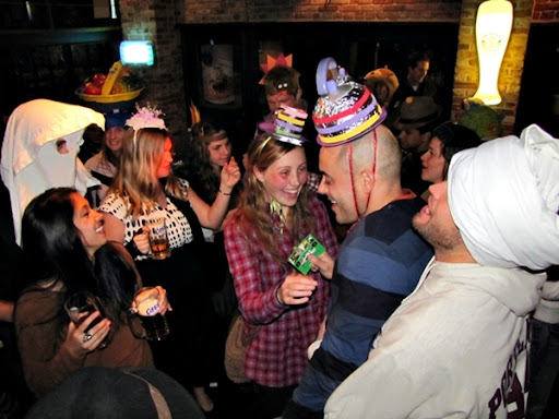 Life in Jeju 37 Mad Hatter Party กับการรวบรวมเงินช่วยน้องๆที่อินเดีย