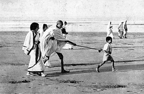 indian independence movement mohandas gandhi