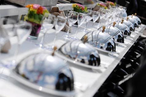 รูปภาพ Dinner in the Sky ภัตตาคารลอยฟ้า สวยและเสียวไปในตัว
