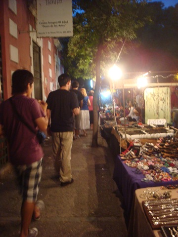 [paseo e las pulgas[6].jpg]