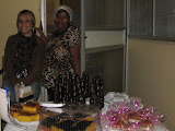 Natália e Bel na barraca dos doces