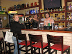 O Arakem foi ajudar o Ricardo no bar