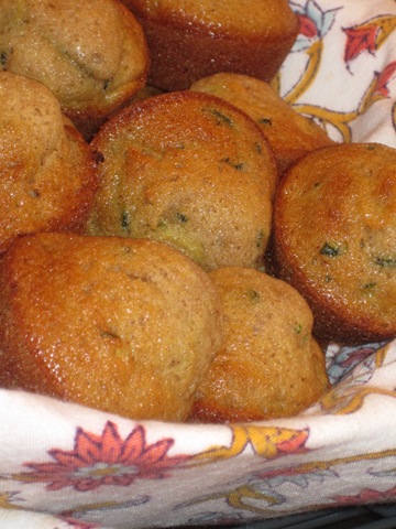 [Zucchini muffins 023[6].jpg]