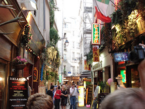 Street Shot, in the Latin Quarter near St Michel Station