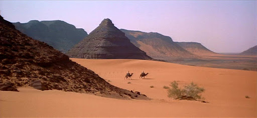 Lawrence d’Arabie 03 - Pyramide naturelle