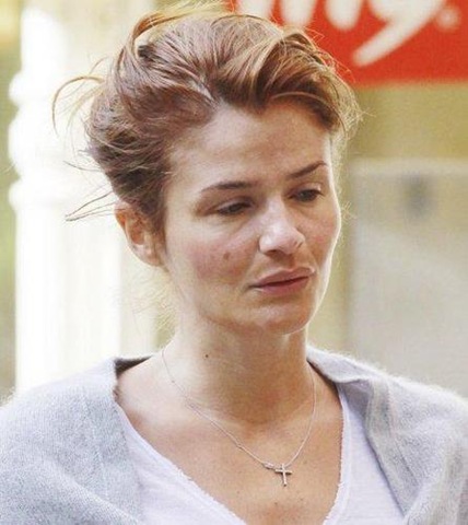 [helena crist[3].jpg]