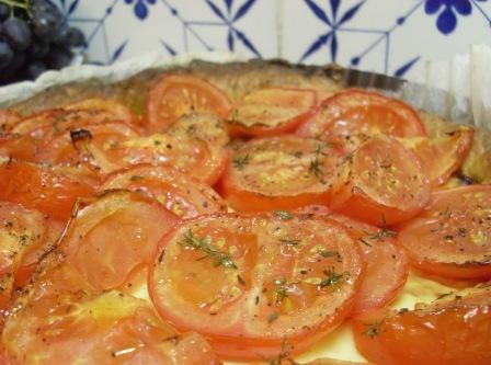 [tarte ricotta tomates entière[4].jpg]