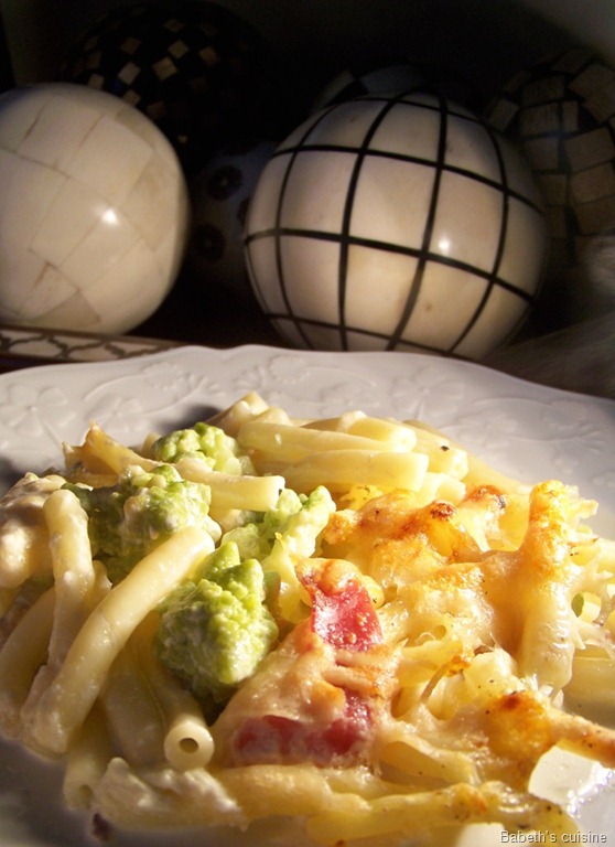 [gratin pâtes chou romanesco pancetta 2[7].jpg]