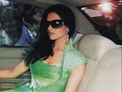 [deepika_padukone-33[4].jpg]