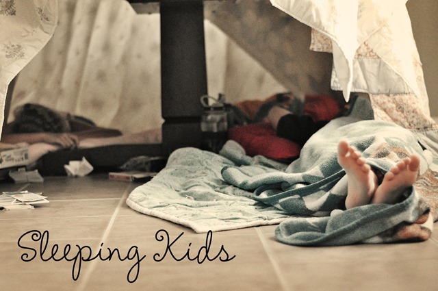 [Sleeping Kids[4].jpg]