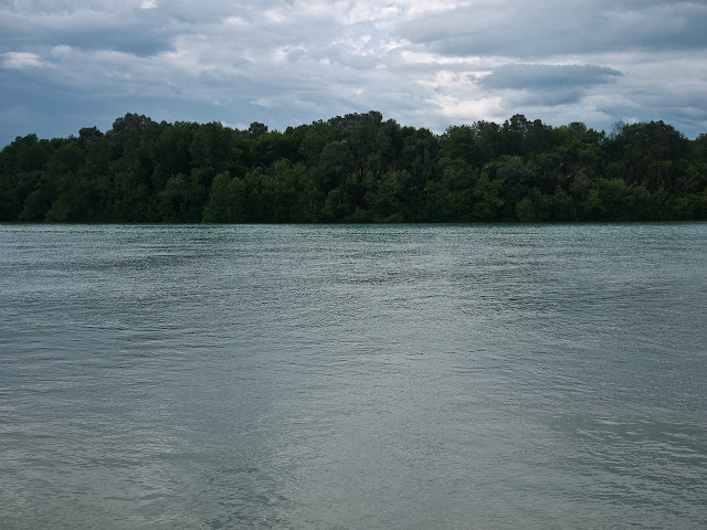 South China sea, Sungei Sedili Besar
