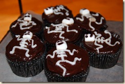 Skeleton cupcakes Skeleton cupcakes
