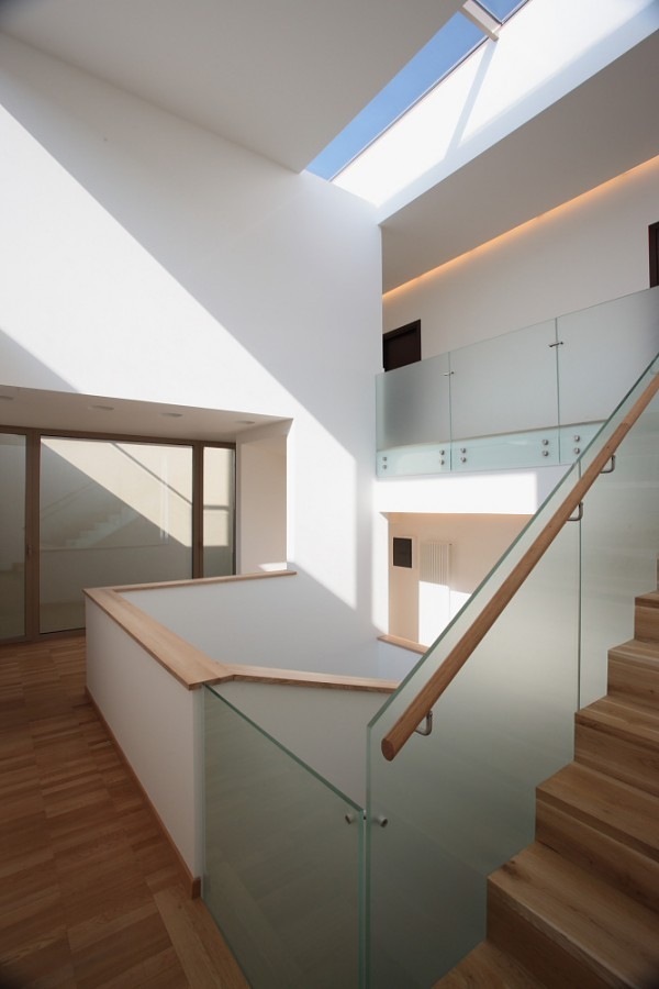 [Escaleras_01[7].jpg]