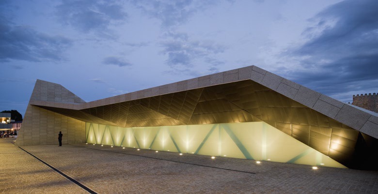 [Avila-Municipal-Centre_Francisco-Mangado[3].jpg]