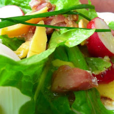 Taylor's Landing Spinach Salad With Honey-Mustard Dressing