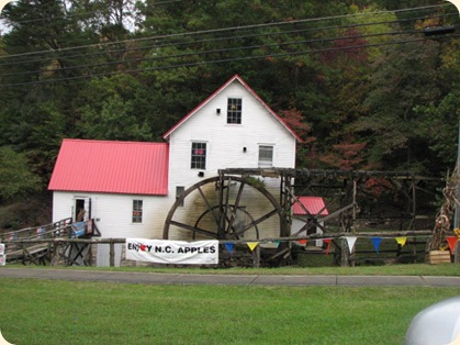 Old Mill - Cherokee 001