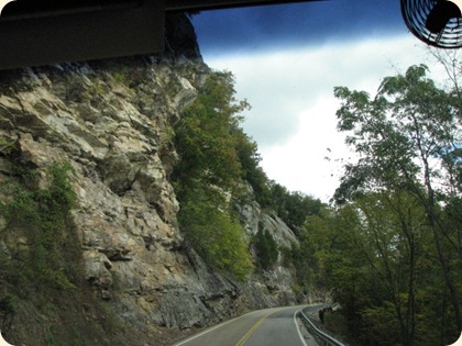Drive to Fall Creek Falls SP 036