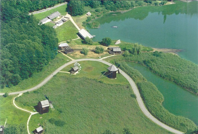 [panorama2[4].jpg]