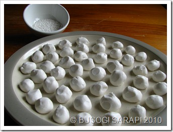 bilo-bilo w tapioca pearls© BUSOG! SARAP! 2010