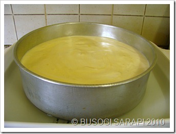 L.flan cake in water bath© BUSOG! SARAP! 2010