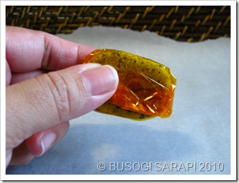 Polvoron Wrapping 6© BUSOG! SARAP! 2010