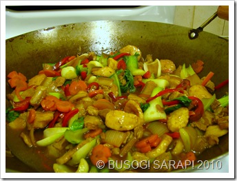 p.canton sauce w rest of ing.© BUSOG! SARAP! 2010