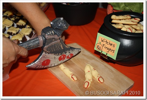 WITCHES FINGERS© BUSOG! SARAP! 2010