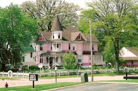 [MorrisonPinkVictorian[3].jpg]