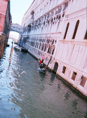[gondola17.jpg]