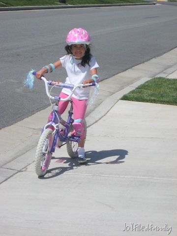 [sparklesonbike1sttime14.jpg]