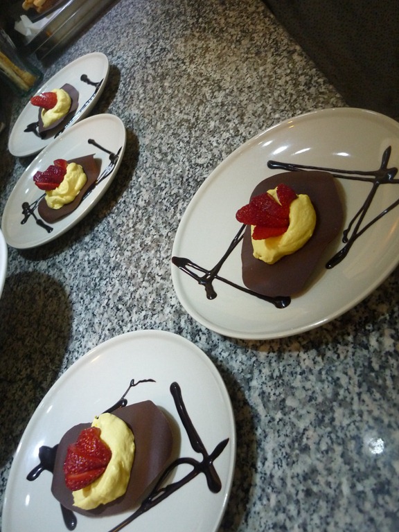 [mousse cioccolato bianco accademia del tartufo 2[5].jpg]