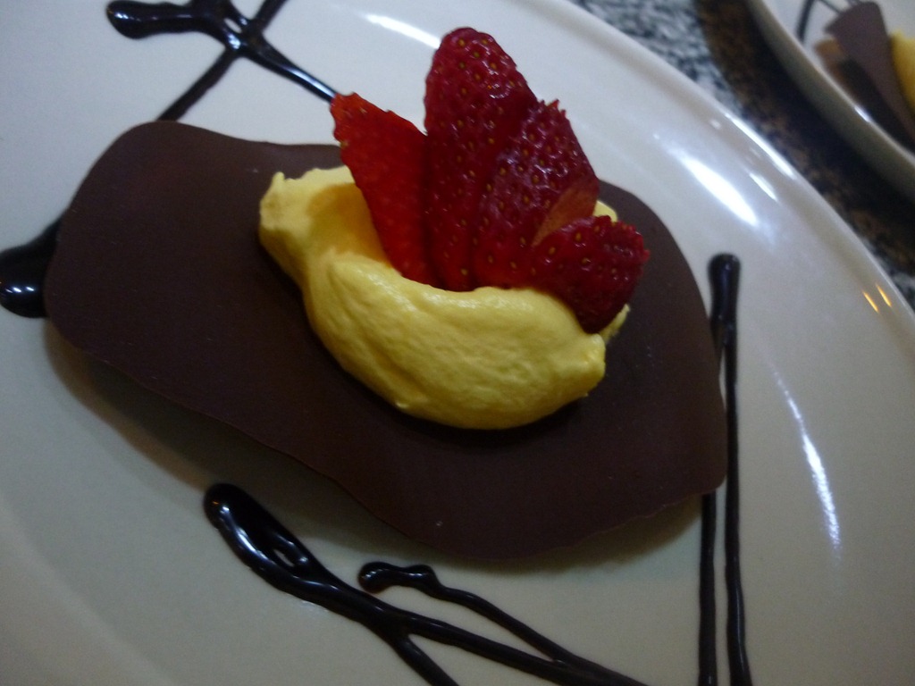 [mousse cioccolato bianco accademia del tartufo[7].jpg]