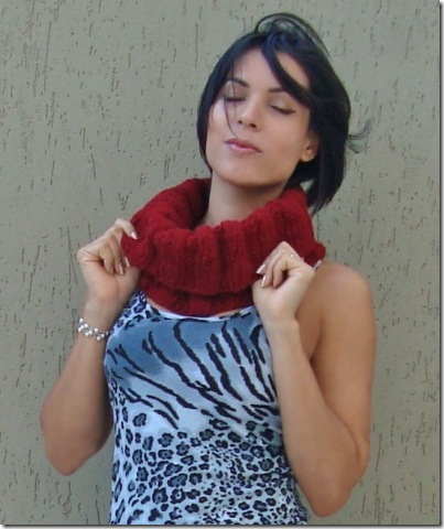 moda de novela look gola avulsa de tricot 02