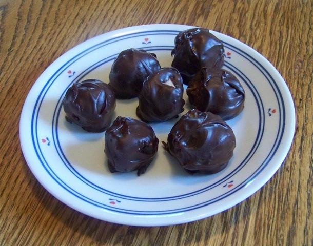 [bonbons and pb balls[6].jpg]