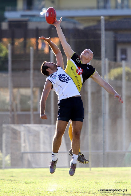 IMAGE: http://lh5.ggpht.com/_u9HOGd0lrSA/THqQfPAu26I/AAAAAAAABkg/SEMOU_yHnNg/s640/IMG_0307.JPG