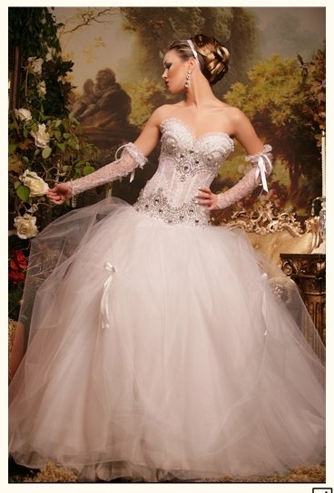 صور فساتين زفاف 2013 - اجمل فساتين الزفاف لعام 2013