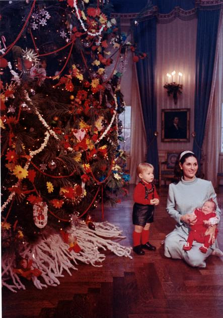 East Wing Rules: Michelle's First White House Christmas Tree