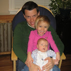 Papa mit Kindern.JPG