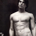 17-2006hottestguy-VinceCanizares-a.jpg