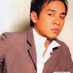 10-2006hottestguy-JBMagsaysay-a.jpg