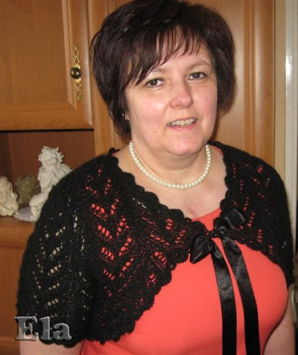 czarne bolerko