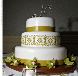 [gold cake[4].jpg]