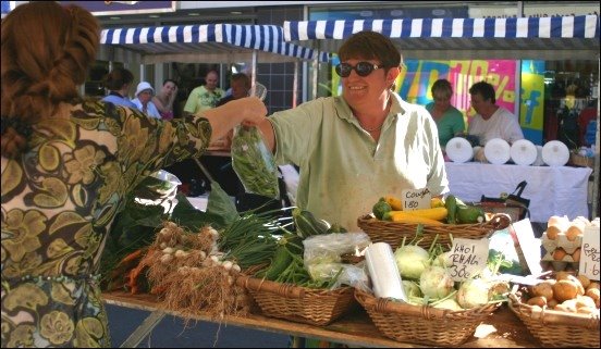 [Farmers+Mkt.jpg]